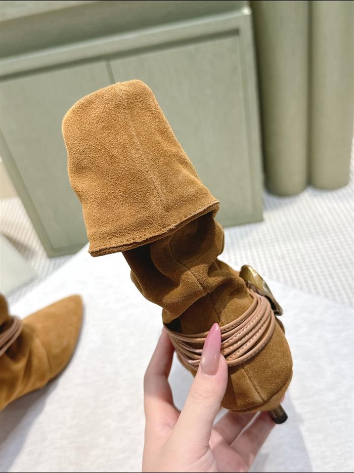 20251128172933930 440